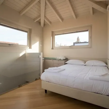 Altana Deluxe Apartment