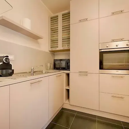 Apartment Altana Deluxe *