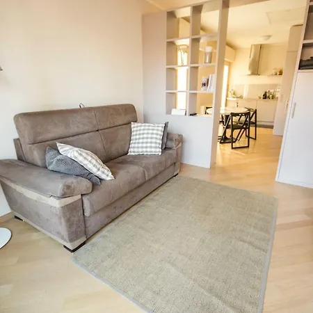 Altana Deluxe Apartment *