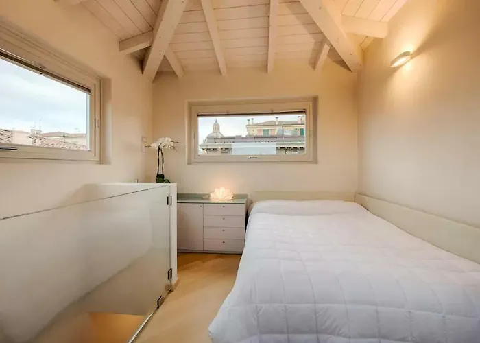 Altana Deluxe 博洛尼亚