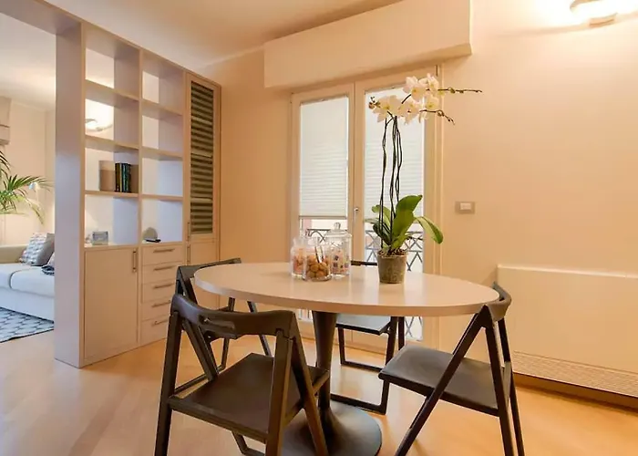 Altana Deluxe شقة بولونيا